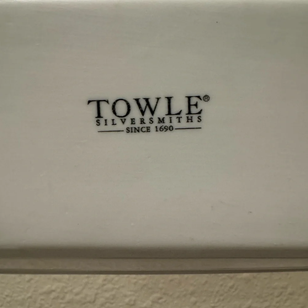 3 Towle Silversmiths Fine Bone China White Rectangular Serving Platters - Picture 2 of 7